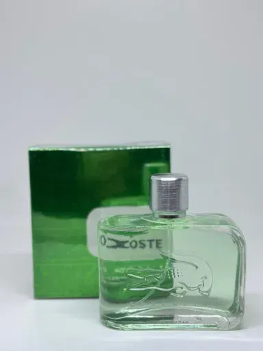 Lacoste Essential